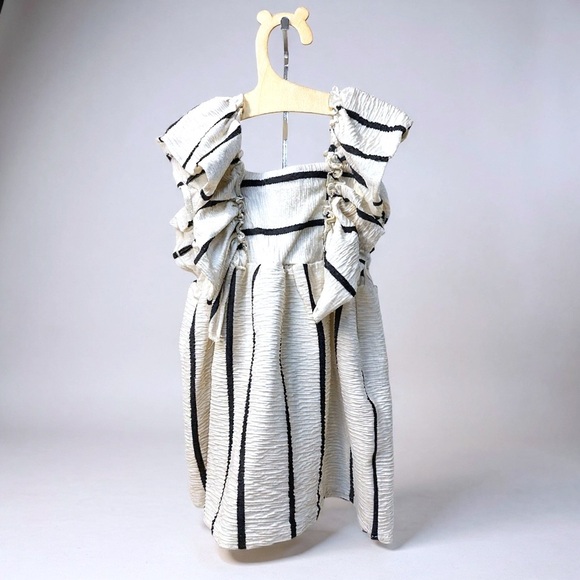 [KID] ZARA Ruffle Knit Dress 18–24M Black/White - Picture 3 of 8